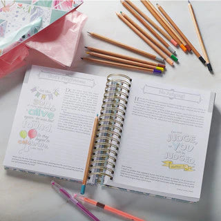 The Illustrated Words of Jesus for Women Wirebound Coloring Devotional
by Carolyn Larsen